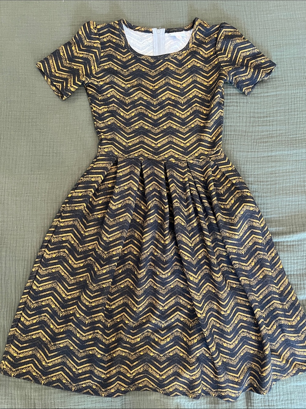 LuLa Roe Black and Gold Chevron Cocktail Length Dress with Pockets